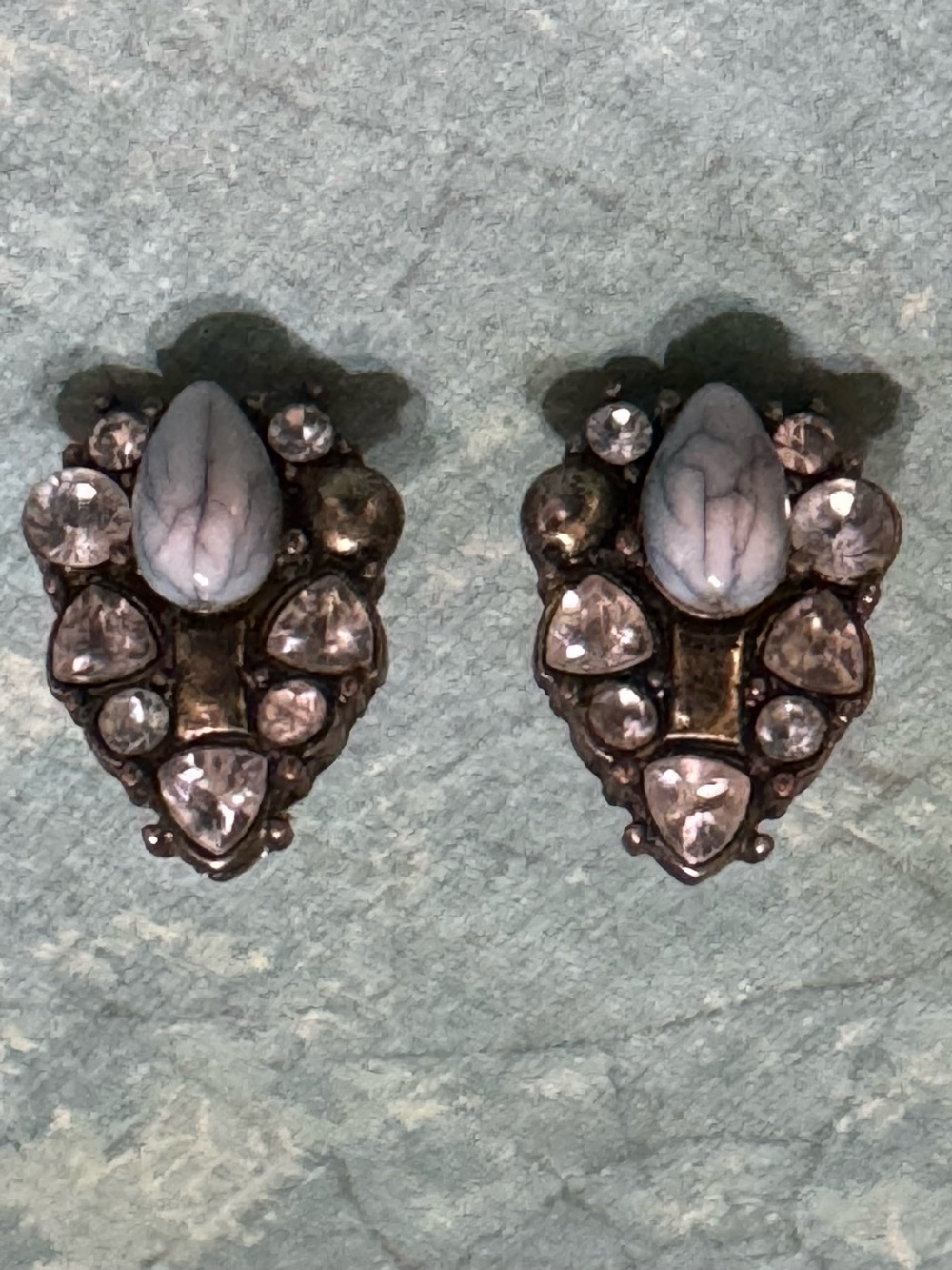 PAPARAZZI STUD EARRINGS